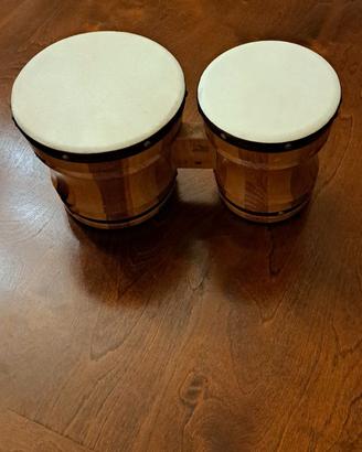 Tamburi bonghi due tamburi con due diametri differ