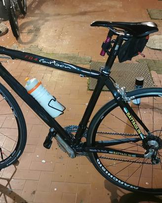 bici da corsa tutta in carbonio 