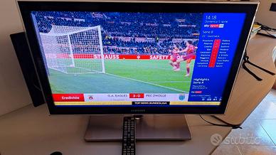 TV LED SAMSUNG 32” con difetto