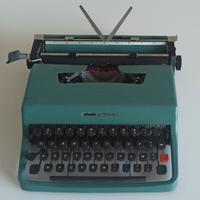 Macchina da scrivere