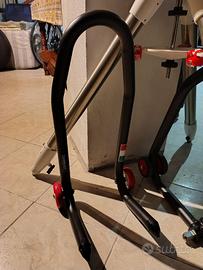 Cavalletti da officina per moto