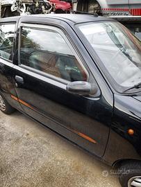 Porta anteriore dx nuda FIAT SEICENTO del 2000