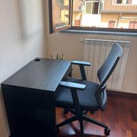Scrivania compatta + sedia ufficio
