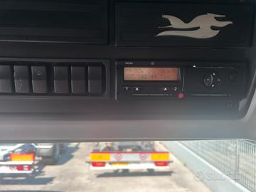 Renault premium 320 SCARRABILE casse mobili