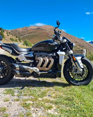 Triumph Rocket 3 R