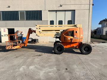 PIATTAFORMA AEREA SEMOVENTE GIREVOLE PLE JLG E450 