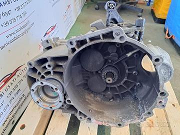 CAMBIO MANUALE COMPLETO VOLKSWAGEN Passat Berlina