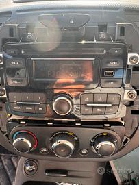 Autoradio renault captur 2014
