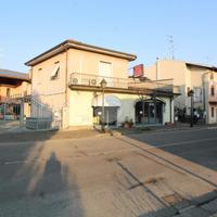 NEGOZIO A MAZZANO