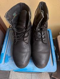 POLACCO UOMO TIMBERLAND NERO MISURAC42