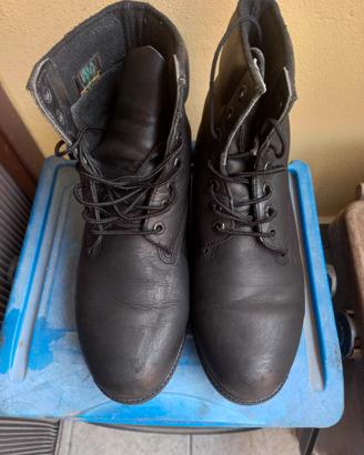 POLACCO UOMO TIMBERLAND NERO MISURAC42