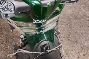 moto sh125 verde vetro acquistato a 01/2025