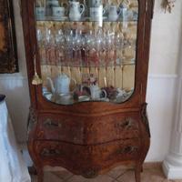 Vetrina antica in stile Luigi XV prezzo trattabile