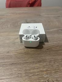 AirPods 4