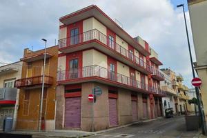 MULTILOCALE A GALATONE