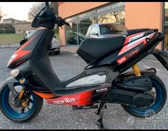 Aprilia sr