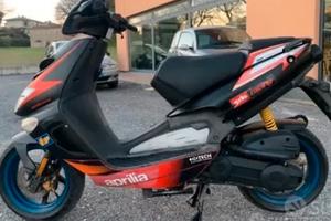 Aprilia sr