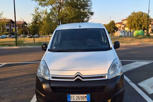 Citroen Berlingo BlueHDi 100 Van 3 posti Club L1