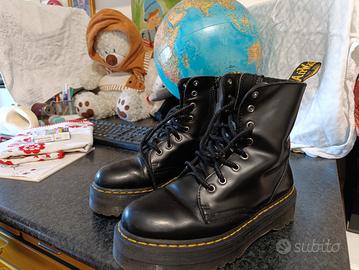 Scarponi  Dottor Martens 