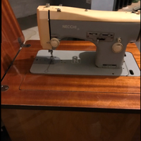Macchina da cucire Necchi