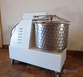 Impastatrice elettrica 15 kg