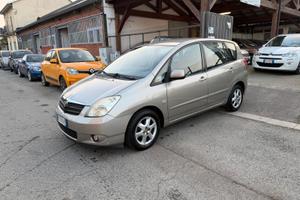 Toyota Corolla Verso 1.8 16V