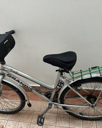BICI DA DONNA (Marca Grandis)