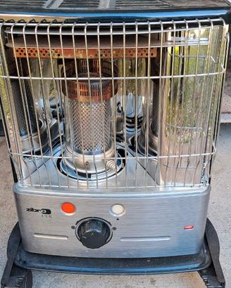 Stufa a combustibile liquido