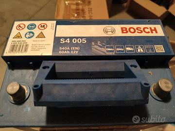 Batteria Auto Bosch S4 005 60Ah 540A 12V Perfetta
