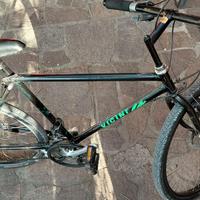 Bicicletta Mountain  bike MTB