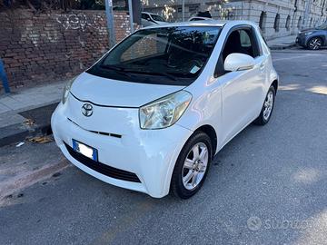 TOYOTA iQ 1.0 Benz CAMBIO AUTOMATICO CLIMA SENSORI