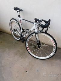 Bici da corsa FOCUS
