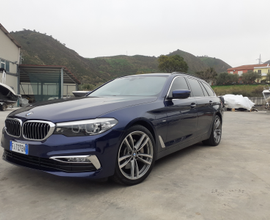 BMW serie 5 530LUXURY