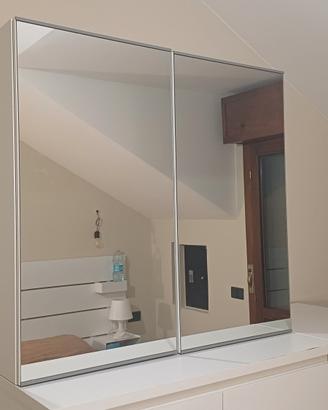 Mobile per bagno con ante a specchio