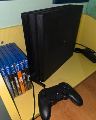 PS4 PRO Play Station 4 PRO da 1 TB + 1 controller