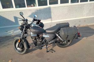 Keeway Superlight 125