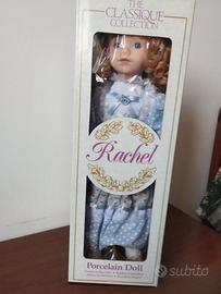 Bambola di porcellana