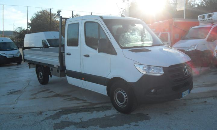 Mercedes Benz Sprinter 35 319 RWD