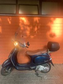 Vespa Piaggio  Lx125