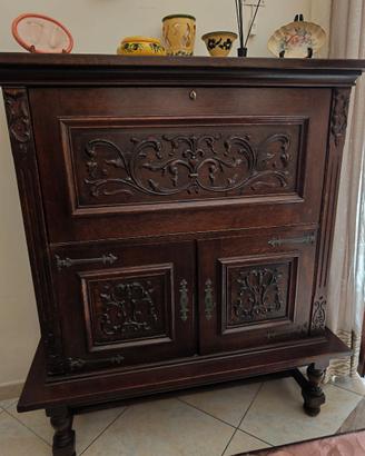 Credenza bar