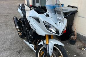 Yamaha FZ8 FAZER