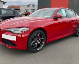 ALFA ROMEO Giulia 2.0 Turbo 200 CV AT8 Super Bus