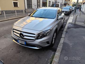 Mercedes gla