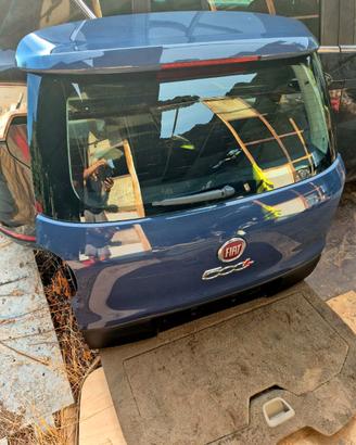 portellone post FIAT 500L  ANNO 2021