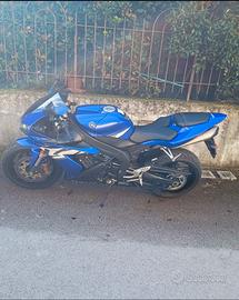 YAMAHA  YZF R1  2005