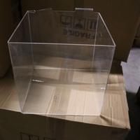 Box in plexiglass per pannello dogato