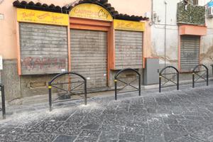 Casoria locale commerciale fronte strada