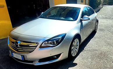 OPEL Insignia - 2013