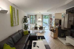 Appartamento di 130 m² con più di 5 locali e box a