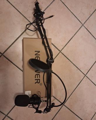 Microfono professionale  Neewer x live streaming